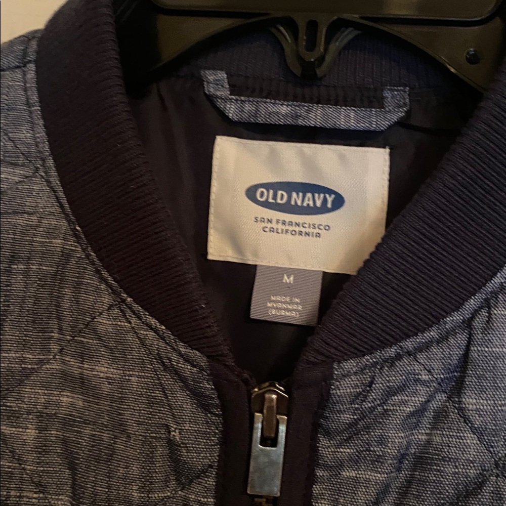 Old Navy Chambray Denim Look Quilted Vest Medium - Picture 2 of 4